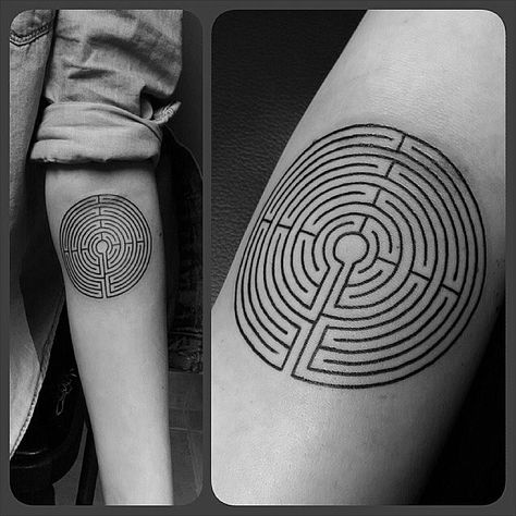 awesome maze tattoo done by @pmacdonaldtattoo !  #mazetattoo #linetattoo #maze Maze Tattoo, Labyrinth Tattoo, Lucky Tattoo, Abstract Tattoos, Labyrinth Maze, Minimal Tattoos, Badass Tattoos, Abstract Tattoo, Minimal Tattoo