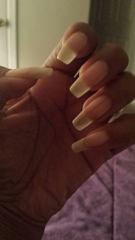 Natrual Nails, Classy Almond Nails, Natural Nails Manicure, Long Natural Nails, Diy Beauty Treatments, How To Grow Nails, Almond Acrylic Nails, Nail Growth, Clean Nails