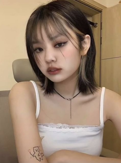 Short Dyed Hair, Korean Hair Color, Hair Color Underneath, Asian Short Hair, Hair Inspiration Short, Pretty Hair Color, Shot Hair Styles, Haircuts For Medium Hair, Haircuts Straight Hair