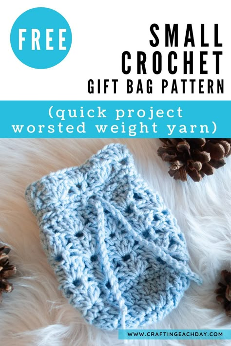 Crochet Gift Bag, Gift Bag Pattern, Scrubbies Crochet Pattern, Small Crochet Gifts, Crochet Free Patterns, Beanie Hat Pattern, Free Crochet Bag, Bag Pattern Free, Crochet Washcloth