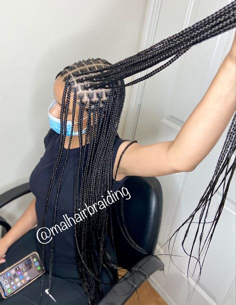 Knotless braids Small Parts Medium Knotless Braids, Knotless Braids Waist Length, Small Medium Knotless, Small Medium Knotless Braids Parting, Mini Knotless Box Braids, Knotless Braids Small Long, Medium Small Knotless Braids, Knotless Box Braids Small Medium, Knotless Braid