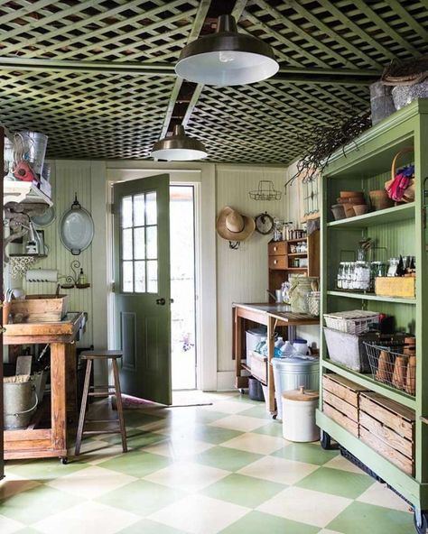 Lanis Littlefield waited decades to have her dream potting shed. Now that she's got it, it's the most likely spot you'll find her. Shack Interior, Shed Conversion Ideas, Potting Area, Garage Redo, Cottage Garden Sheds, Garden Shed Interiors, Cottage Journal, Shed Interior, Hall Flooring