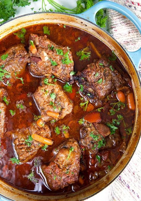 Red Wine Braised CrockPot Short Ribs - The Suburban Soapbox Crockpot Short Ribs, Braised Lamb Chops, Lamb Loin Chop Recipes, Red Wine Braised Short Ribs, Wine Braised Short Ribs, Braised Beef Short Ribs, Short Ribs Slow Cooker, Easy Pot Roast, Lamb Loin Chops