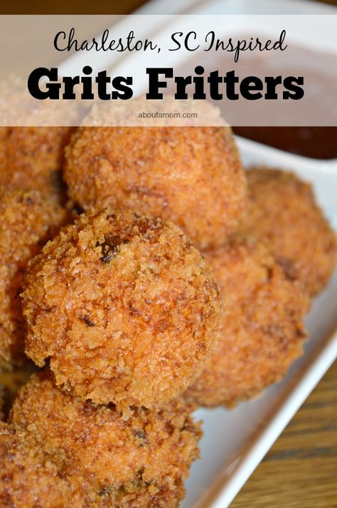 Fried Grits, Grit Cakes, Creamy Grits, Yummy Bites, Cheesy Grits, Grits Recipe, Mini Bites, Fritter Recipes, Southern Cooking