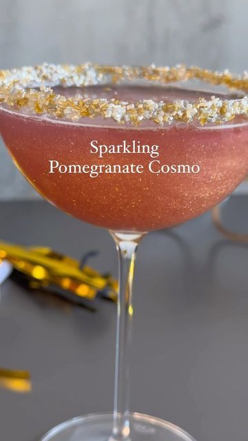 Danica Frye l cocktails + mocktails on Instagram: "You’re going to want to save this post, because I think it’s just about the perfect drink to ring in the new year 🥳 what’s better than a cosmo? A cosmo with some bubbly and a lot of sparkle! Recipe: 1.5 oz vodka 1 oz pomegranate juice .75 oz triple sec .5 oz lime juice Top with prosecco I added gold edible glitter to my shaker, and used simple syrup to rim my coupe glass with sprinkles. #cocktails #newyearseve #nye #2024 #drinks #nyeparty #glitter #cocktailparty" Sparkle Drinks Cocktails, Glitter Mocktail, Nye Cocktails Vodka, Sparkly Cocktail Drink, Sparkly Cocktails, Glittery Cocktail Drink, Edible Glitter Drinks, Glitter Cocktails, Glitter Drinks