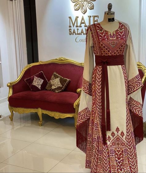 Jordanian Wedding Dresses, Jordanian Henna Party, Katb Ketab Outfits, Henna Party Outfit, Henna Party Dress, Tatreez Dress, Jordanian Wedding, Jordanian Thobe, Jordanian Dress