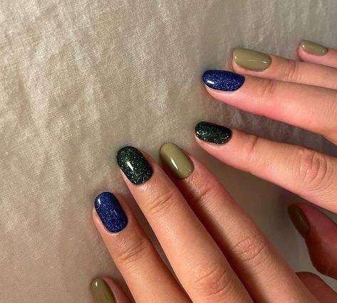 Multicolor Green Nails, Mismatch Nails, Multicolored Nails, Fall Nail Polish, January Nails, Simple Gel Nails, Modern Nails, Nails Only, Nail Ring