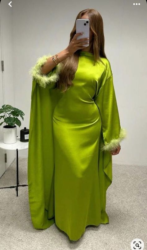 Bubu Styles For Ladies, Ramadan Fits, Gambian Clothes, Materials Gown Style, Boubou Styles For Women, Bubu Gown Styles, Modest Dresses Fashion, Muslimah Outfit, Chic Dress Classy