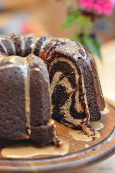 Marbled Chocolate Coffee Bundt Cake                                                                                                                                                      More Coffee Bundt Cake, Marbled Chocolate, Bundt Cake Recipes, Chocolate Bundt, Coffee Cake Recipe, Bundt Cake Pan, Cake Mug, Marble Cake, Coffee Cake Recipes