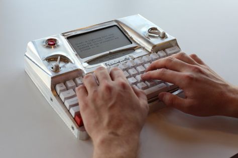 Modern Typewriter, Aesthetic Word, Word Processor, Laptop Gadgets, Computer Gadgets, Retro Typewriter, Only Aesthetic, School Interior, Must Have Gadgets