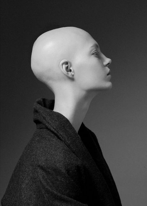 Bald Heads Women, Bald Face, Bald Head Women, Women Artist, Shaved Head Women, Side Portrait, Face Profile, 얼굴 드로잉, Face Drawing Reference