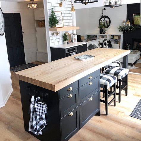 Refacing Kitchen Cabinets, Rustic Kitchen Design, Modern Farmhouse Kitchens, Black Kitchens, Rustic Kitchen, Diy Kitchen, Country Kitchen, Home Decor Kitchen, Kitchen Room