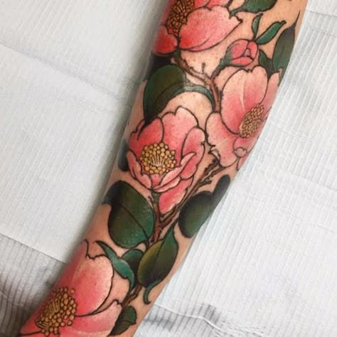 Daredevil Tattoo, Lotus Flower Petals, Flower Tat, Magnolia Tattoo, Beautiful Tattoos For Women, Money Tattoo, Retro Tattoos, Elbow Tattoos, Kawaii Tattoo