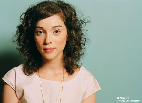 Again, St Vincent Annie Clark, Haircut Inspiration, St Vincent, Let Your Hair Down, Curly Hair Inspiration, Hair St, Favorite Hairstyles, Curly Hair Cuts, Hair Dos