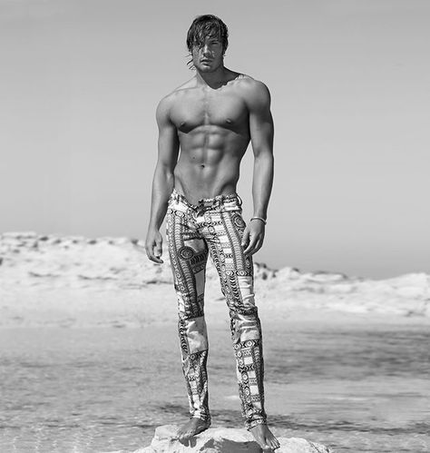 Adonis Belt, Bohemian Men, Great Body, Flat Tummy, Tres Chic, Male Body, Versace, My Style, On Twitter