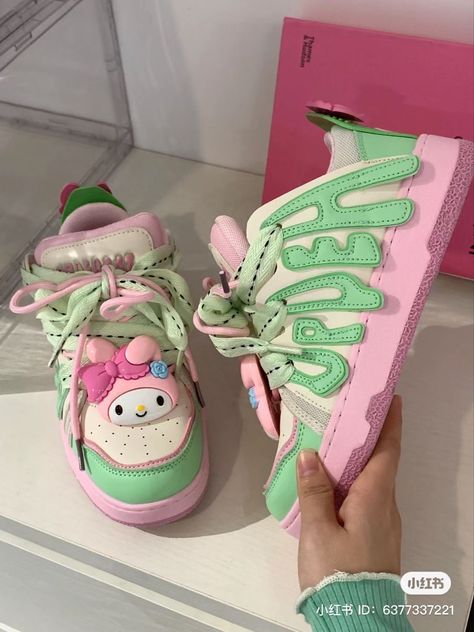 𖦁ׅ ࣪ ׂ cute xiaohongshu girl shoes !! ៵ 🐇 ࣪ ִֶָ ⋆ Decora Aesthetic, Pretty Snakes, Pretty Shoes Sneakers, Kawaii Shoes, Funky Shoes, Fancy Shoes, Girly Shoes, Hello Kitty Items, Aesthetic Shoes