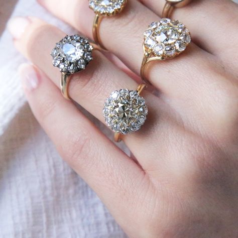 Diamond cluster ring