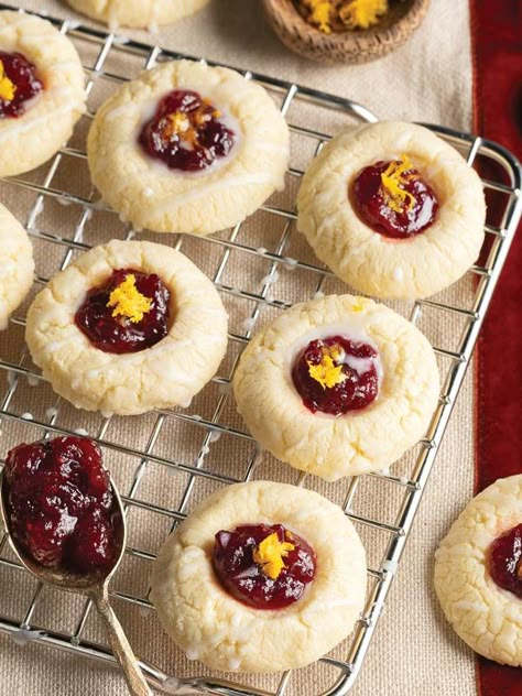 Cranberry Thumbprint Cookies Cranberry Jam Cookies, Fresh Cranberry Cookies, Cranberry Filling, Christmas Cookie Boxes, Seasonal Baking, Cranberry Jam, Jelly Cookies, Baking School, Cookie Platter