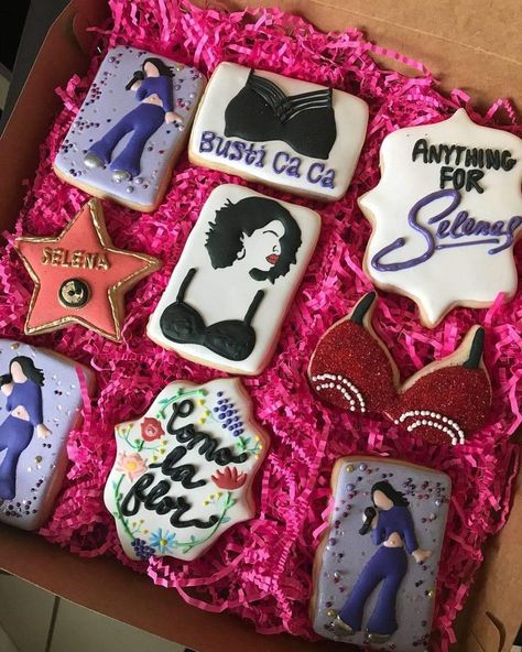 Selena Cookies, Selena Themed Birthday Party, Selena Party, Colour Room, Selena Quintanilla Birthday, Cookie Crisp, Christmas Gifts For Teen Girls, Bday Party Theme, Girl 2nd Birthday