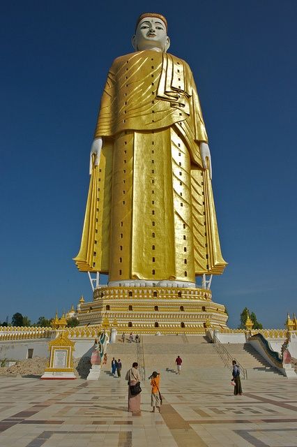 Monywa, Naypyidaw, Buddhist Architecture, Myanmar Art, Haha Photos, Myanmar Travel, Burma Myanmar, Buddha Image, Buddhist Temple