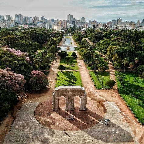 Porto Alegre: 50 motivos para você nunca colocar os pés na capital gaúcha Brazil Travel, I Want To Travel, Rio Grande, South America, Travel Inspiration, Dolores Park, Brazil, Places To Visit, Around The Worlds