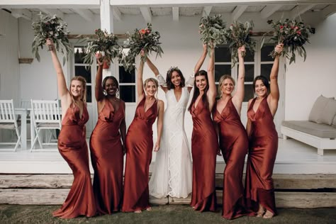 Bronze Bridesmaid Dresses, Soul Lovers, Wedding In Spain, Rust Bridesmaid Dress, Bronze Dress, Orange Bridesmaid, Orange Bridesmaid Dresses, Wedding Spain, Spanish Wedding