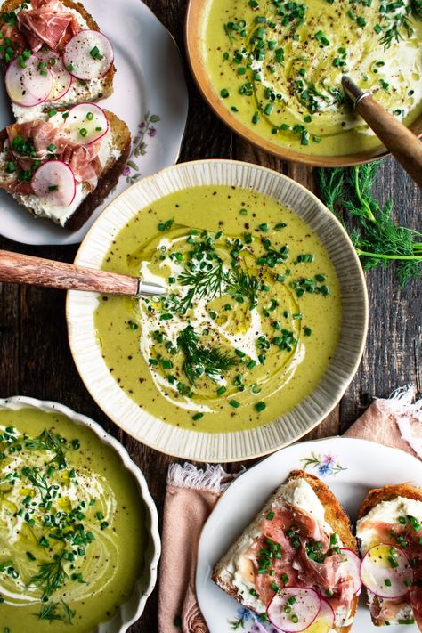 Asparagus Soup with Prosciutto & Goat Cheese Toast - The Original Dish Tarragon Soup, Creamy Asparagus, Chilled Soup, Asparagus Soup, Leek Soup, Cheese Toast, Serious Eats, Asparagus Recipe, Fresh Chives