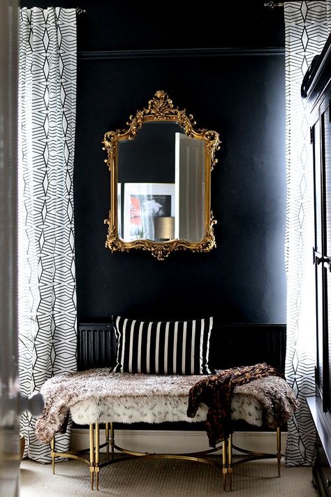 Black And White Room, Gold Bench, 2019 Outfits, Gold Furniture, Apartment Goals, Babe Cave, Interior Design Per La Casa, Gold Bedroom, Mirror On The Wall