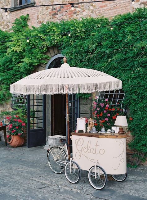 Ice Cream Bike, Blush Bridesmaids Dresses, Summer Outdoor Wedding, Vintage Italian Wedding, Italian Destination Wedding, Italian Inspired Wedding, Italian Weddings, Summer Wedding Reception, Sicily Wedding