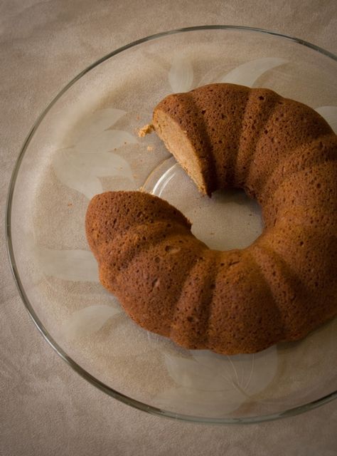 gluten-free applesauce snack cake Applesauce Snack Cake, Recipe Using Applesauce, Healthy Pie, Graham Cracker Cake, Spiced Applesauce, Starch Foods, Custard Tarts, Easy Chocolate Mousse, Chocolate Pound Cake