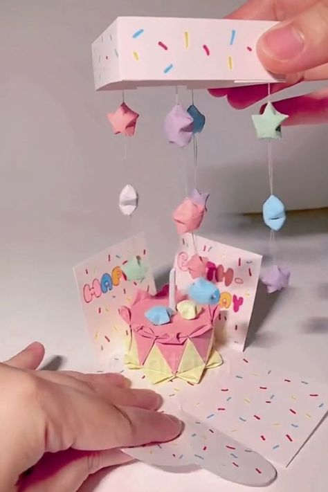 #diy #giftideas #diygiftidea #gift #cutegift #craft #cutegiftidea #creative #giftboxidea #birthdaygiftbox Hadiah Diy, Diy Birthday Gifts For Friends, Diy Gift Set, Seni Dan Kraf, Easy Paper Crafts Diy, Handmade Paper Crafts, Diy Paper Crafts Decoration, Diy Crafts Paper Flowers, Kraf Diy