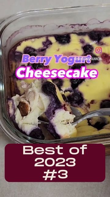 What To Do With Greek Yogurt, Greek Yogurt Dessert, Greek Yogurt Cheesecake, Yogurt Cheesecake, Berry Yogurt, Yogurt Dessert, High Protein Desserts, Healthy Low Calorie Meals, Frozen Berries