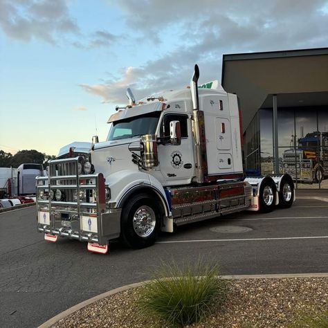 Trucks available for Sell and Rent Sell: $240,000 Rent: $2,000 Send message if interested we have the best deal for you all round Trucks For Sell, Best Deal, Send Message, Trucks, Best Deals, Quick Saves