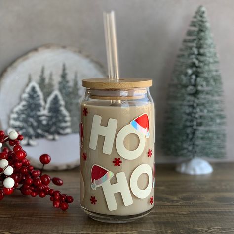 Christmas Drinkware, Christmas Cup Ideas, Beer Glass Cups, Holiday Beer, Winter Gift Ideas, Xmas Gifts For Her, Christmas Beer, Christmas Cups, Holiday Cups