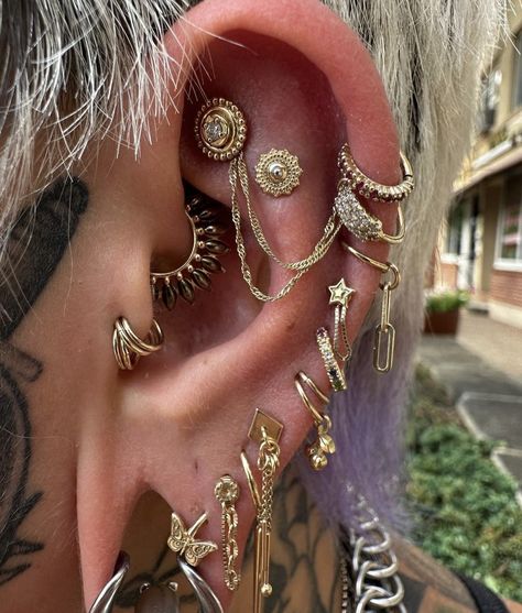 Gold Piercing Jewelry, Maximalist Ear Piercings, Gold Face Piercings, Silver Piercings Ear, Gold Ear Curation, Ear Piercing Curation, Full Ear Piercings, Gold Piercings, Ear Stacking