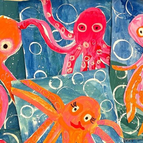 Ashley H on Instagram: "Filling the halls with under the sea 🌊 creatures 🐙 2nd grade warm cool octopus, kindergarten puffer fish, 5th grade monochrome. More are in the works! #artprojects #artprojectsforkids #underthesea #oceanart" Under The Sea Process Art, Under The Sea Art For Kids, Octopus Kindergarten, Cool Octopus, Under The Sea Creatures, Ocean Alphabet, Under The Sea Art, Alphabet Animals, Sea Drawing