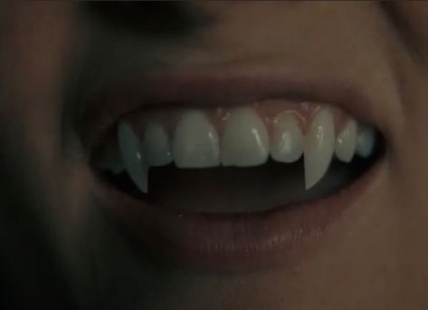 Vampire Fang Aesthetic, Fangs Aesthetic, Werewolf Fangs, Teeth Aesthetic, Vampire Fangs, Vampire Teeth, Vampire Girls, Sharp Teeth, Cool Eyes