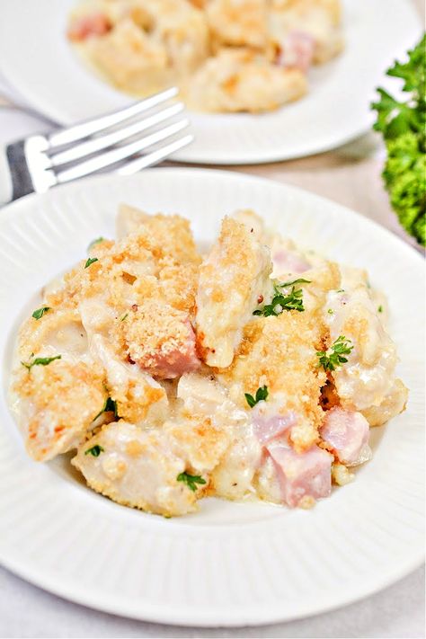 Creamy Keto Chicken Cordon Bleu Casserole - Easy To Make Keto Chicken Cordon Bleu Casserole, Keto Chicken Cordon Bleu, Baked Chicken Cordon Bleu, Cubed Chicken, Chicken Cordon Bleu Recipe, Parmesan Cheese Sauce, Cordon Bleu Casserole, Chicken Cordon Bleu Casserole, Spicy Cheese