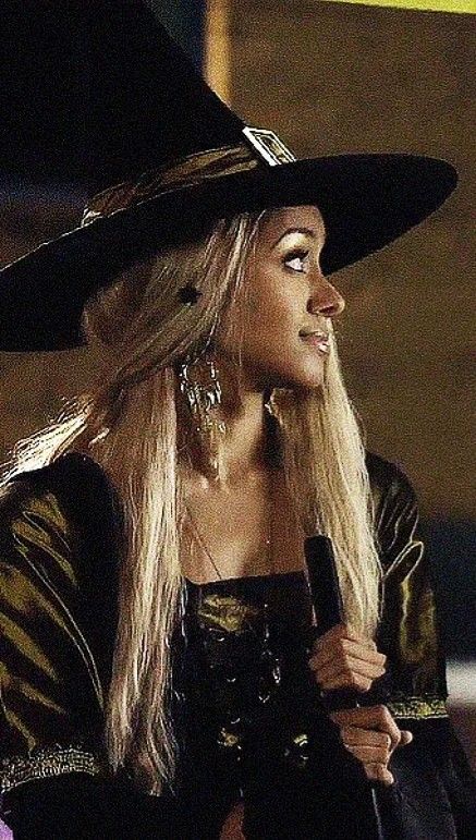 #katgraham #katerinagraham #katgrahamedit #katerinagrahamedit #bonniebennett #bonniebennettedit #bamon #bamonedit #beautifulwomen #fy #fyp #forupagee #global #explore Bonnie Bennett Witch, Bennett Aesthetic, Bonnie Bennet, Katerina Graham, Kat Graham, Witch Halloween Costume, Bonnie Bennett, Witch Halloween, Girl Icons