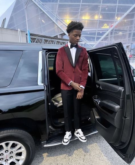 Prom Suit With Sneakers, Prom Fits For Guys, Suit With Sneakers, Prom Fits, Twist Hair Men, Fits For Guys, Suits And Sneakers, Prom Suit, Prom Photography