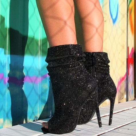 Nelly Bernal 'Spotlight' Open Peep Toe Glitter Bootie Outfits With Dresses, Sparkly Boots, Glamourous Heels, Ankle Boots With Jeans, How To Wear Ankle Boots, Jessica Simpson Heels, Slouched Boots, Rhinestone Dress, Jessica Simpson Shoes