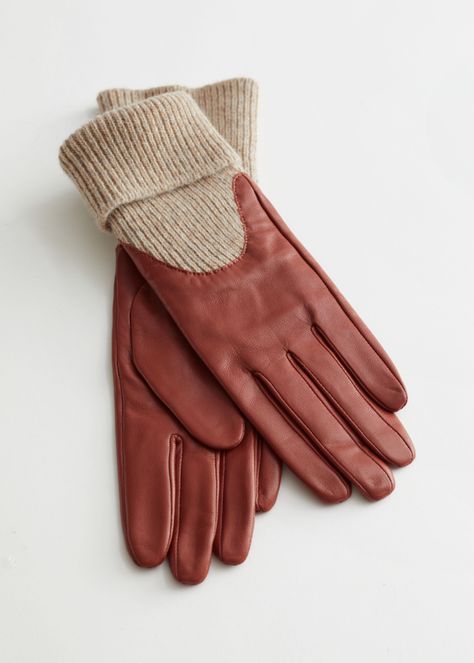 Ribbed Cuff Leather Gloves - Brown, Oatmeal - Gloves - & Other Stories Brown Gloves, Leather Gloves Women, Gloves Fashion, Wardrobe Planning, Vogue Uk, Vogue Japan, Winter Gloves, Knitted Gloves, Knitting Accessories