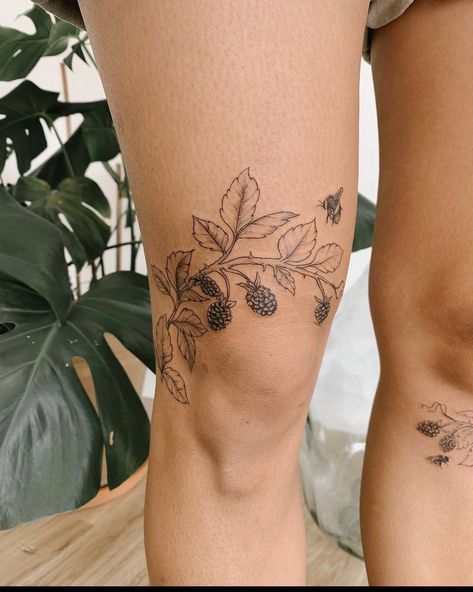 Tattoos Above Knee, Tattoo Above Knee, Blackberry Tattoo, Wrap Tattoo, Tasteful Tattoos, Plant Tattoo, Leg Tattoos Women, Knee Tattoo, Tattoo Videos