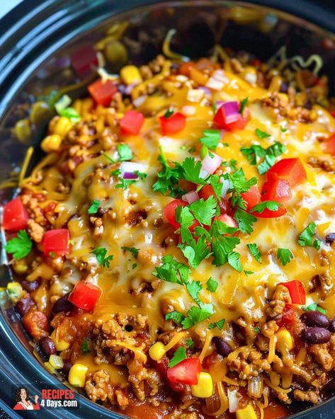 Slow Cooker Taco Casserole Hashbrown Taco Casserole Crockpot, Taco Casserole Crockpot, Collard Dip Recipe, Crockpot Taco Casserole, Slow Cooker Taco, Chicken Taco Casserole, Chicken Tacos Crockpot, Crock Pot Tacos, Hot Salsa