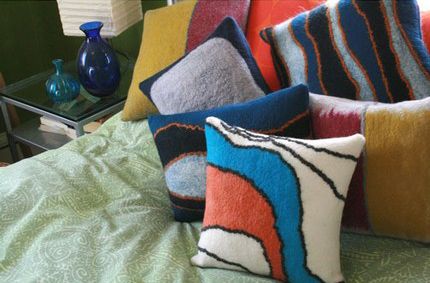 Felt Pillows, Felt Design, Felt Cushion, Felt Pillow, Colorful Space, Wool Clothing, Nuno Felting, Baby Crafts, Wet Felting