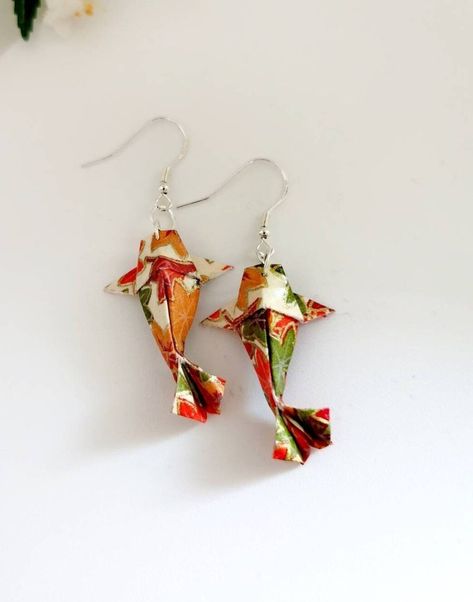 Origami Koi Fish, Gift Best Friend Birthday, Origami Gifts, Origami Fish, Fish Earrings, Origami Jewelry, Fish Jewelry, Japanese Gifts, Fun Crafts To Do