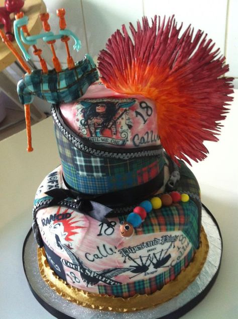 Pipes & Pints, Rancid & Cocksparrer birthday cake! Punk Birthday Cake, Punk Birthday, Cake Ideas, Diaper Cake, Sweet Treats, Birthday Cake, Baking, Cake, Birthday