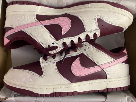 #valentinesday #valentinedunks #lowdunks #nikedunks #nike #valentinesfashion #dunklow #pinkdunks #shoesaddict #shoes #shoegame #dunks #pinkandred Low Dunks, Aesthetic Shoes, Swag Shoes, Dunk Low, Shoe Game, Nike Dunks, Pretty Things, Me Too Shoes, Valentines