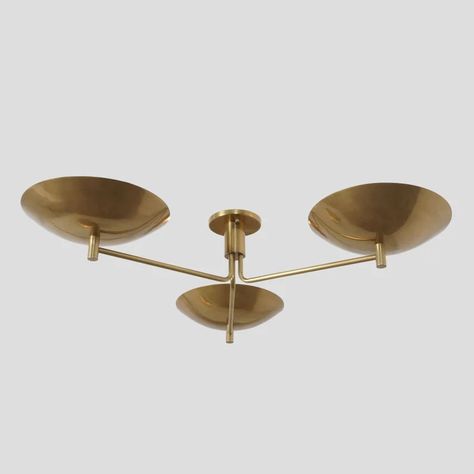 3 Light Arm Flush Mount Brass Sputnik Pendent Light Ceiling Chandelier Disk Shade in Raw Brass Finish - Handmade. Add a modern feel to a room with this this shade. This stunning piece features a brass material with 3 lights. Ideal over a kitchen counter or an island. The brass shades can be made in different finish. Fixture Measurements: - Made with heavy brass with metal shades. - Wall Canopy : 5" Dia. - Measurements is : Depth x 38 Inches - H x 8 Inches. - Required 3 x E26 120 voltage standard Light Mid Century Modern, Traditional Ceiling Lights, Brass Wall Lamp, Globe Lamps, Sputnik Chandelier, Semi Flush Mount Lighting, Ceiling Chandelier, Flush Mount Lighting, Ceiling Light Fixtures