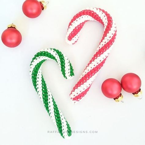 Candy Cane Amigurumi Ornament (Free Crochet Pattern) Christmas Crochet Patterns Free Ornament, Crochet Candy Cane, Candy Cane Holder, Christmas Candy Cane Decorations, Christmas Potholders, Crochet Ornament Patterns, Christmas Crochet Patterns Free, Swirl Lollipops, Crochet Hot Pads